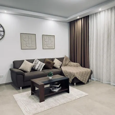 Oaks - Garage Included And Close To * Marsaskala